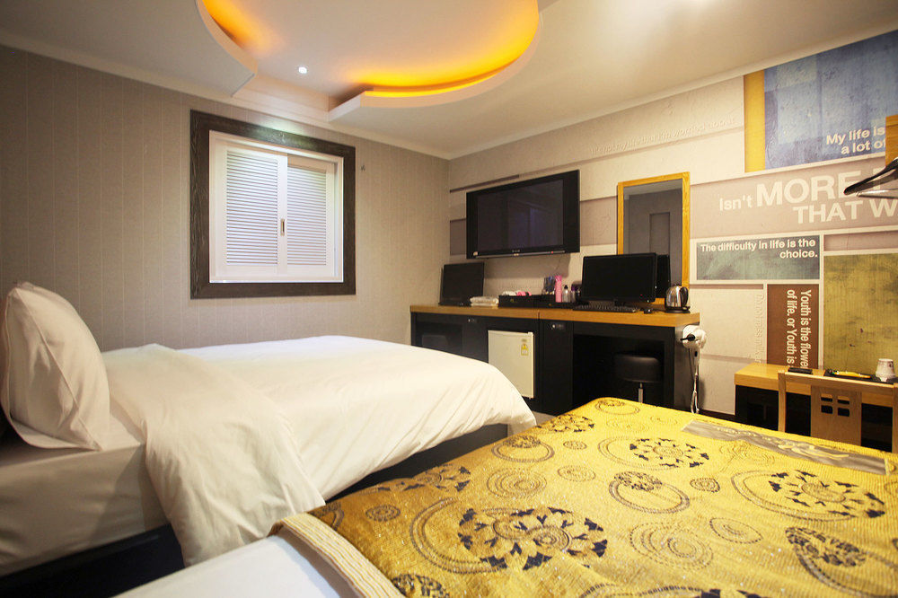 Luxe Hotel Paju Exterior foto