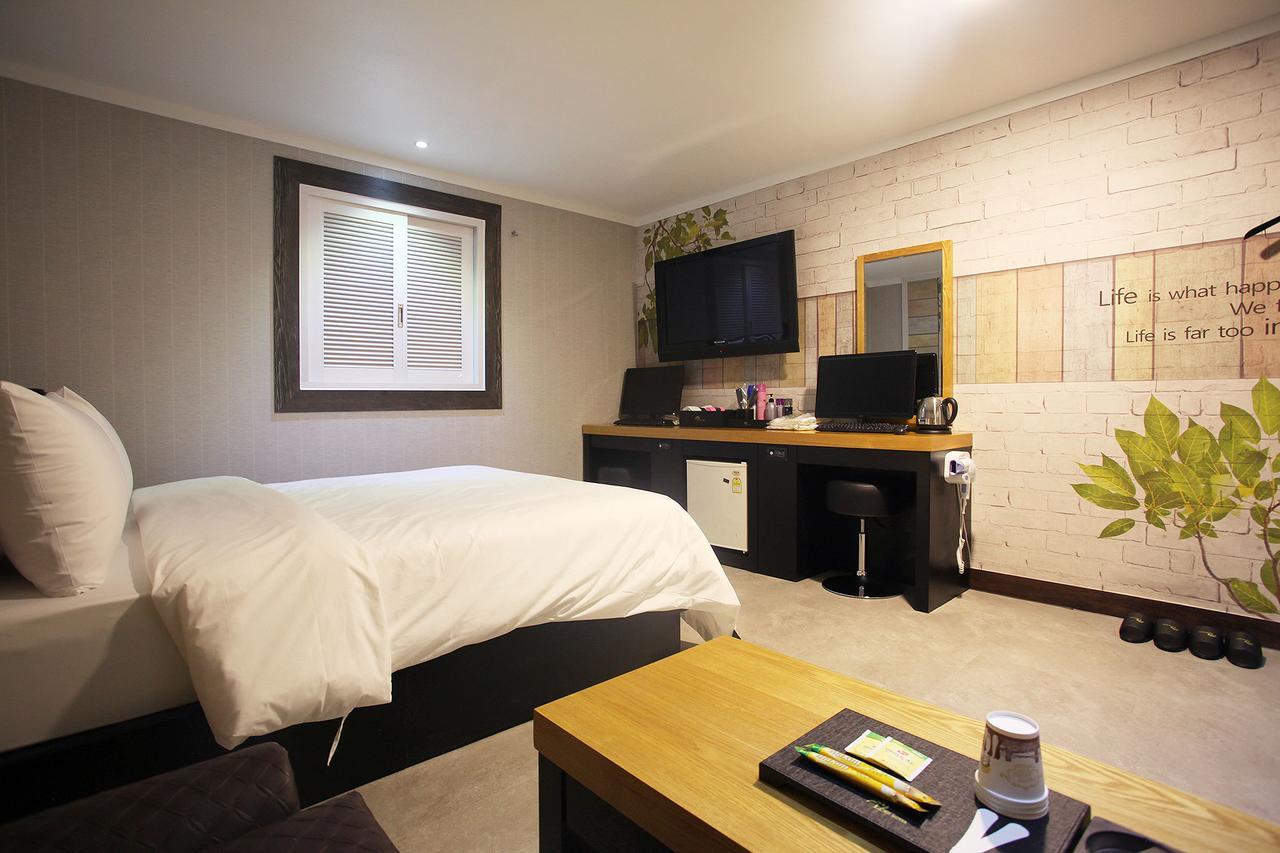Luxe Hotel Paju Exterior foto
